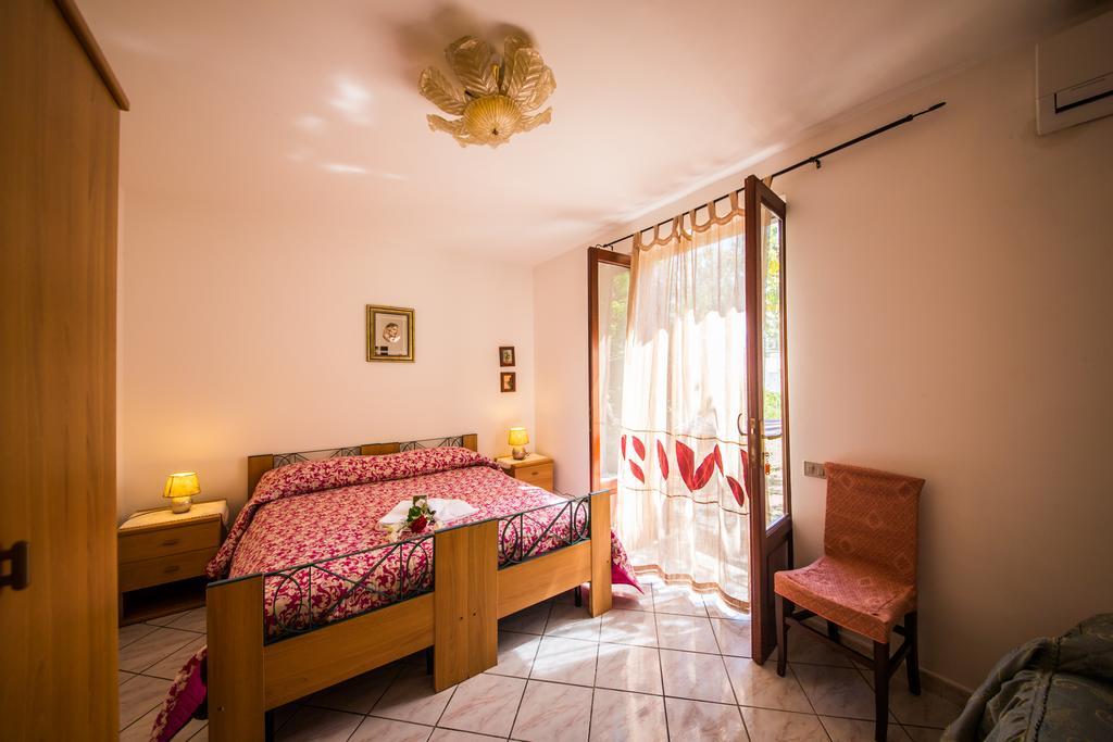 Bed and Breakfast Casa Papiro à Lipari  Extérieur photo