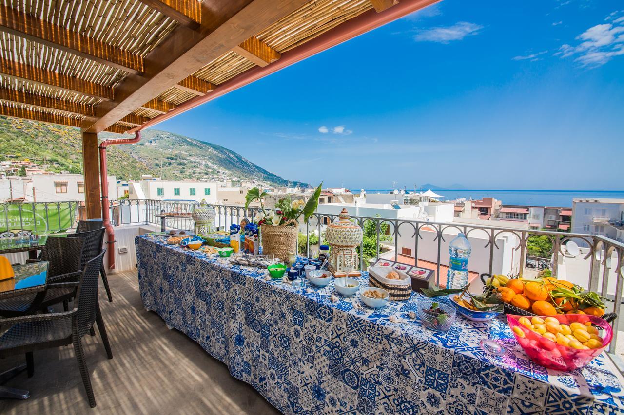 Bed and Breakfast Casa Papiro à Lipari  Extérieur photo