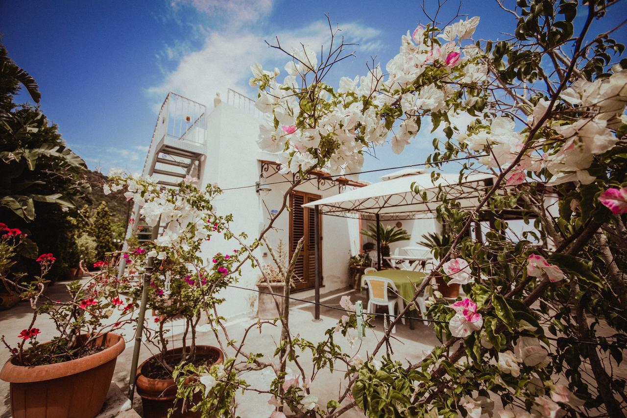 Bed and Breakfast Casa Papiro à Lipari  Extérieur photo