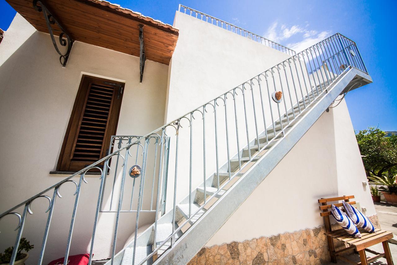 Bed and Breakfast Casa Papiro à Lipari  Extérieur photo